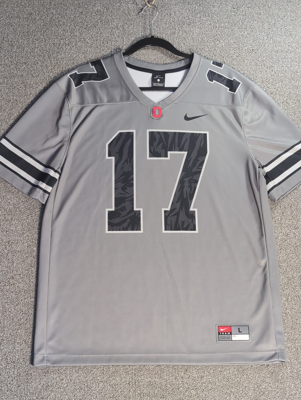 Nike Ohio State Buckeyes #17 Alternate Football Jersey Size Large Jerome Baker